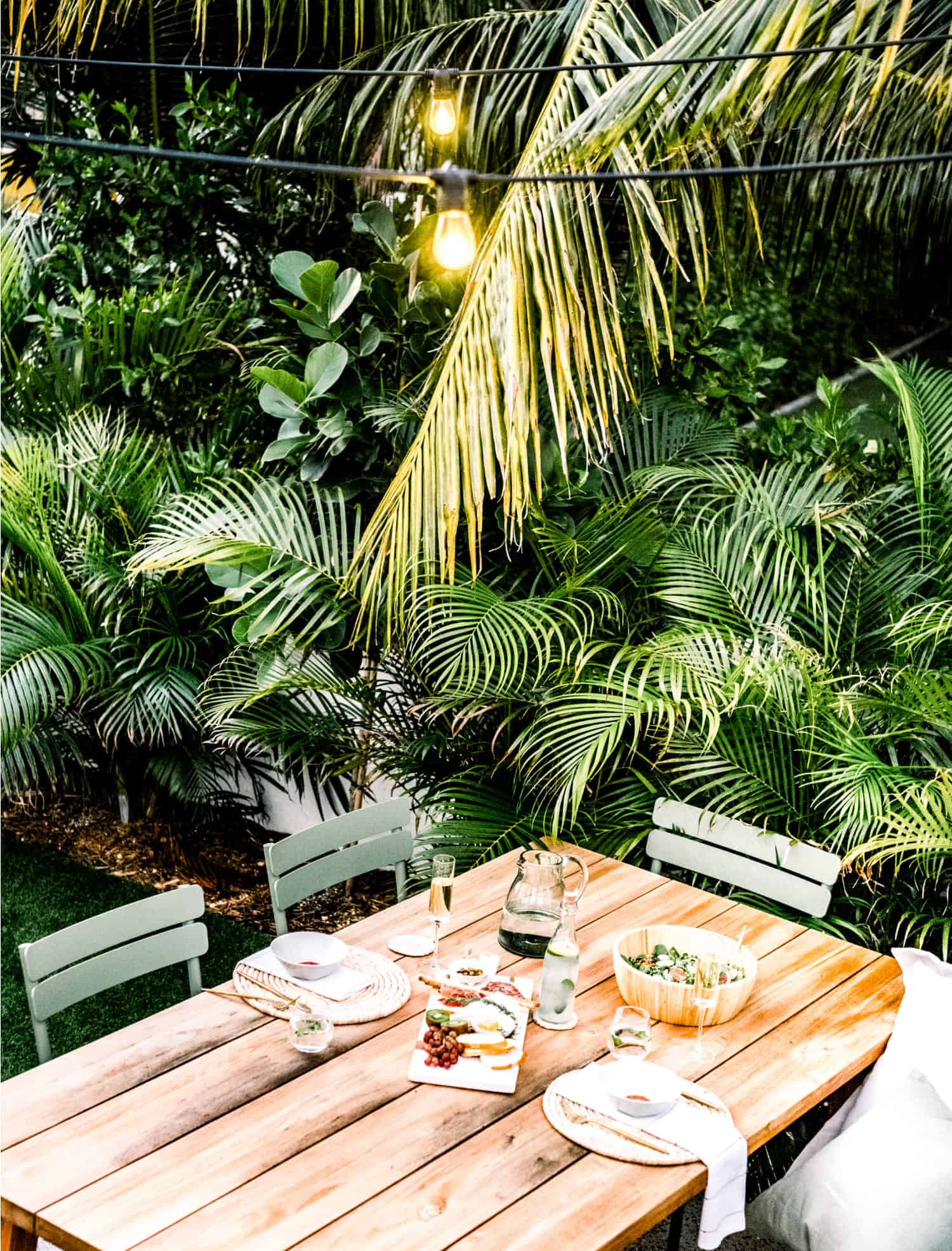 King Cottage Carousel 10