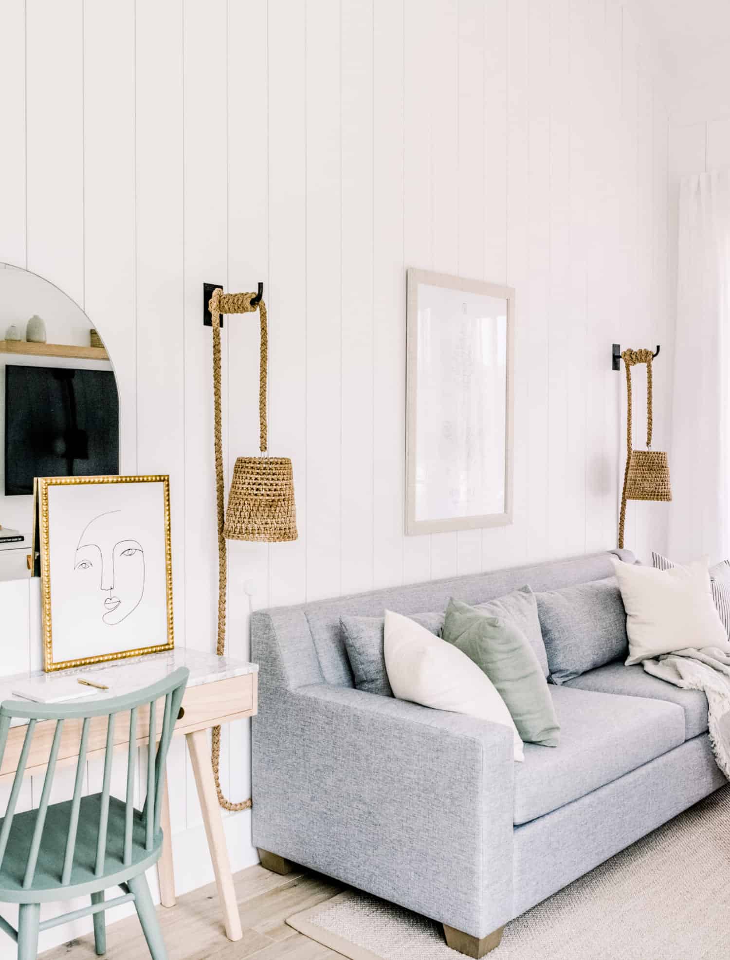 King Cottage Carousel 4