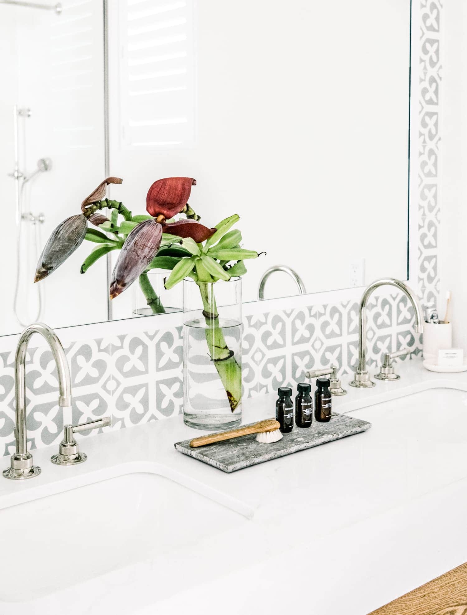 King Cottage Carousel 7